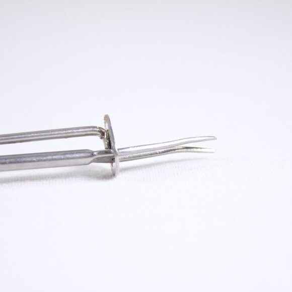 Vintage pickle fork, ghurkin serving fork - Picture 7 of 12